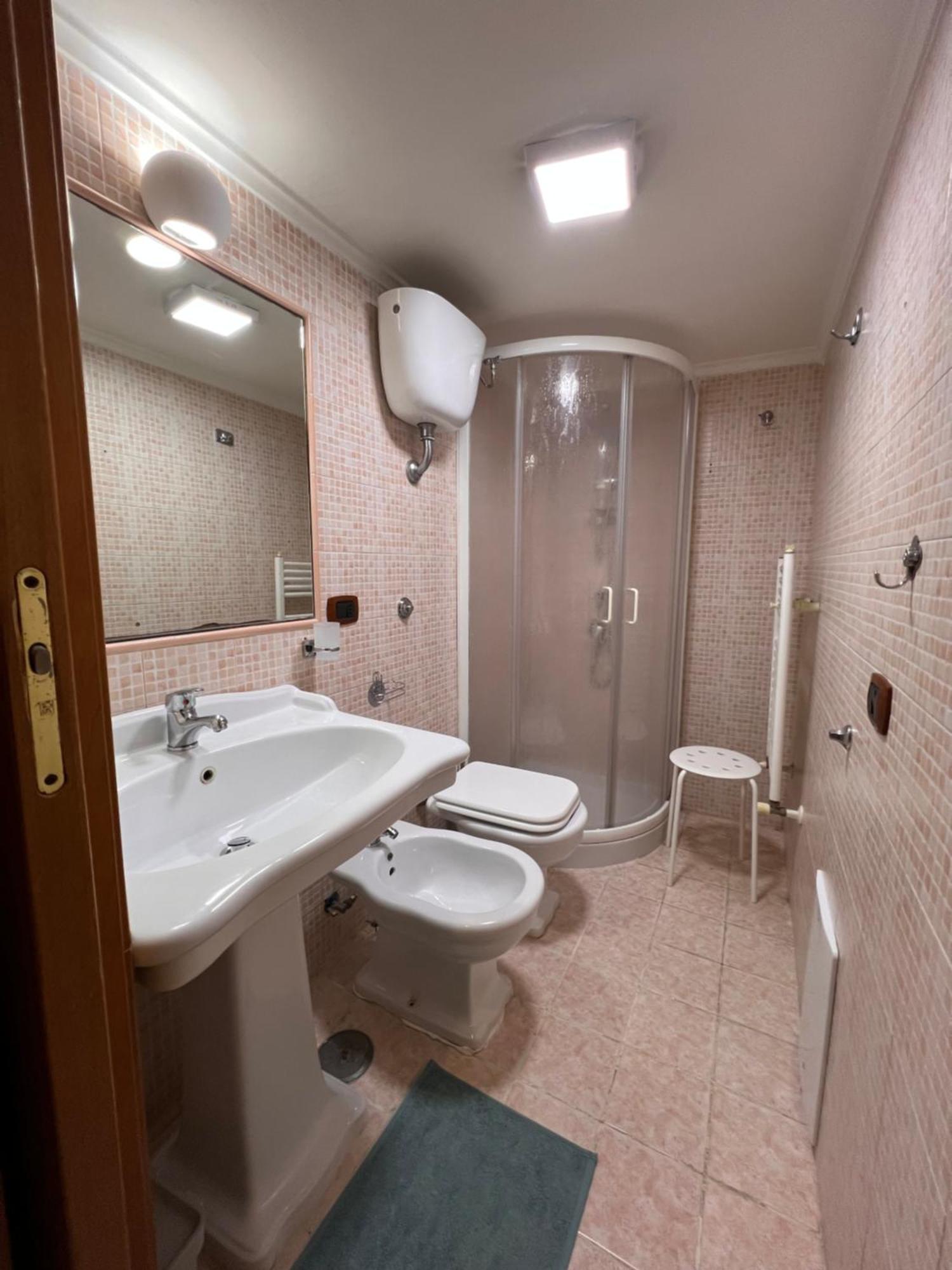Casa Tua Al Centro Di Napoli Apartamento Exterior foto